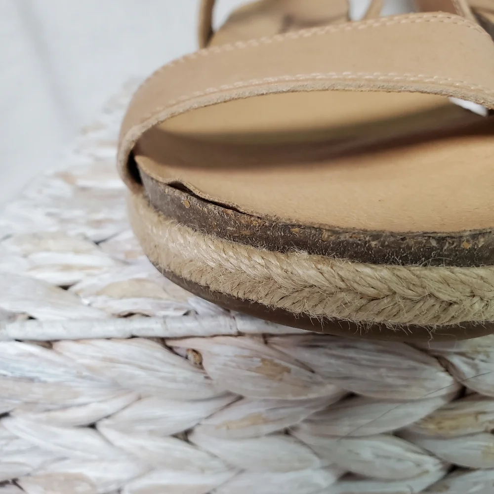 Lucky‎ Brand Garston Tan Leather Strappy Sandal Size 6 M Boho, Chic, Minimalist